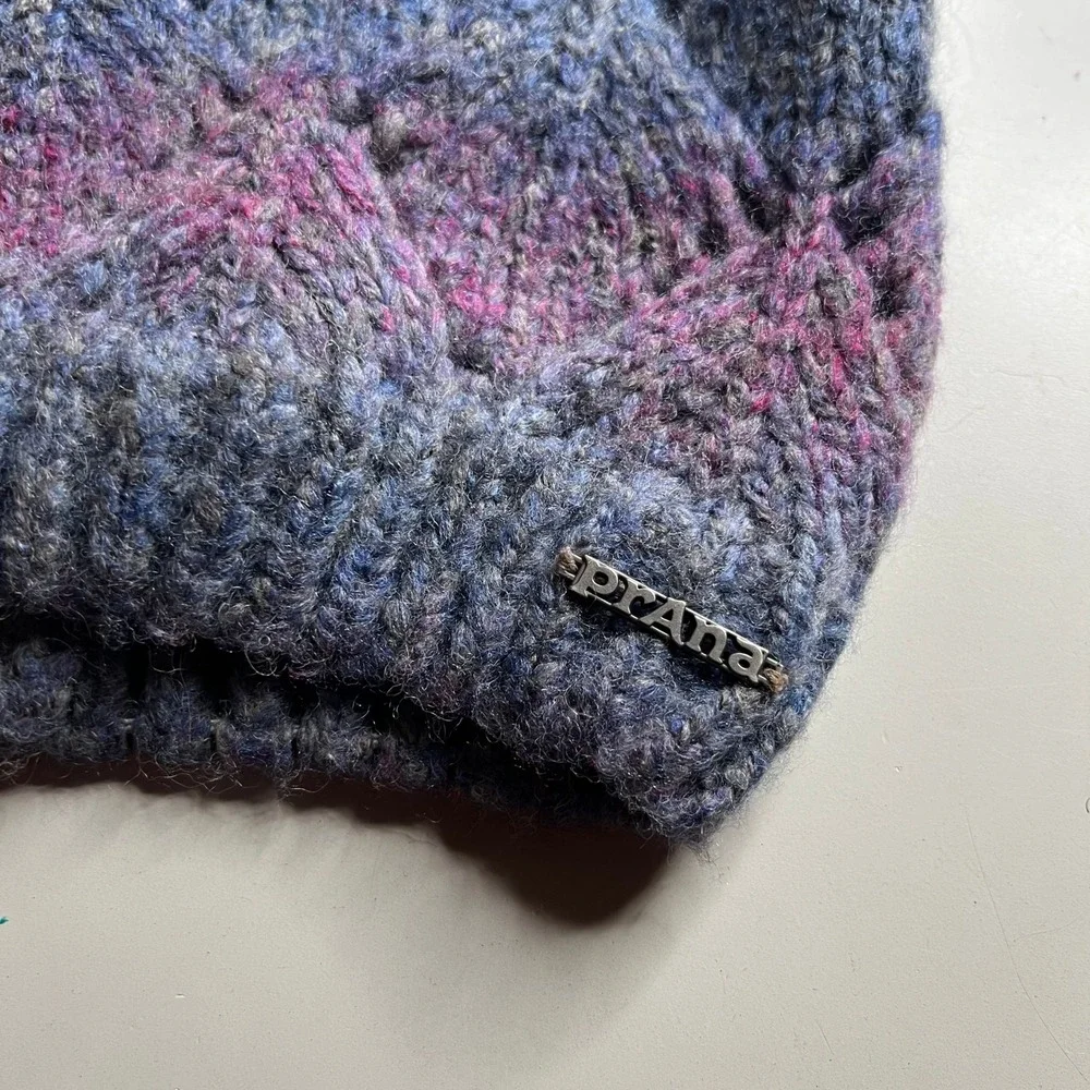 Prana‎ Diamond Cable Knit Beanie Blue Purple Space Dye Wool Blend Winter Hat